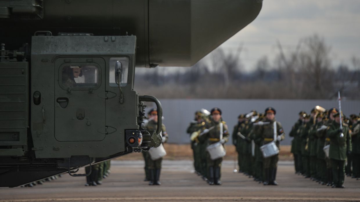 МБР Ярс во время тренировки перед военным парадом 9 мая на полигоне в Алабино