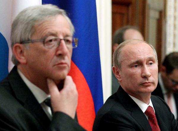 Президент РФ Владимир Путин и Жан-Клод Юнкер во время встречи в Кремле