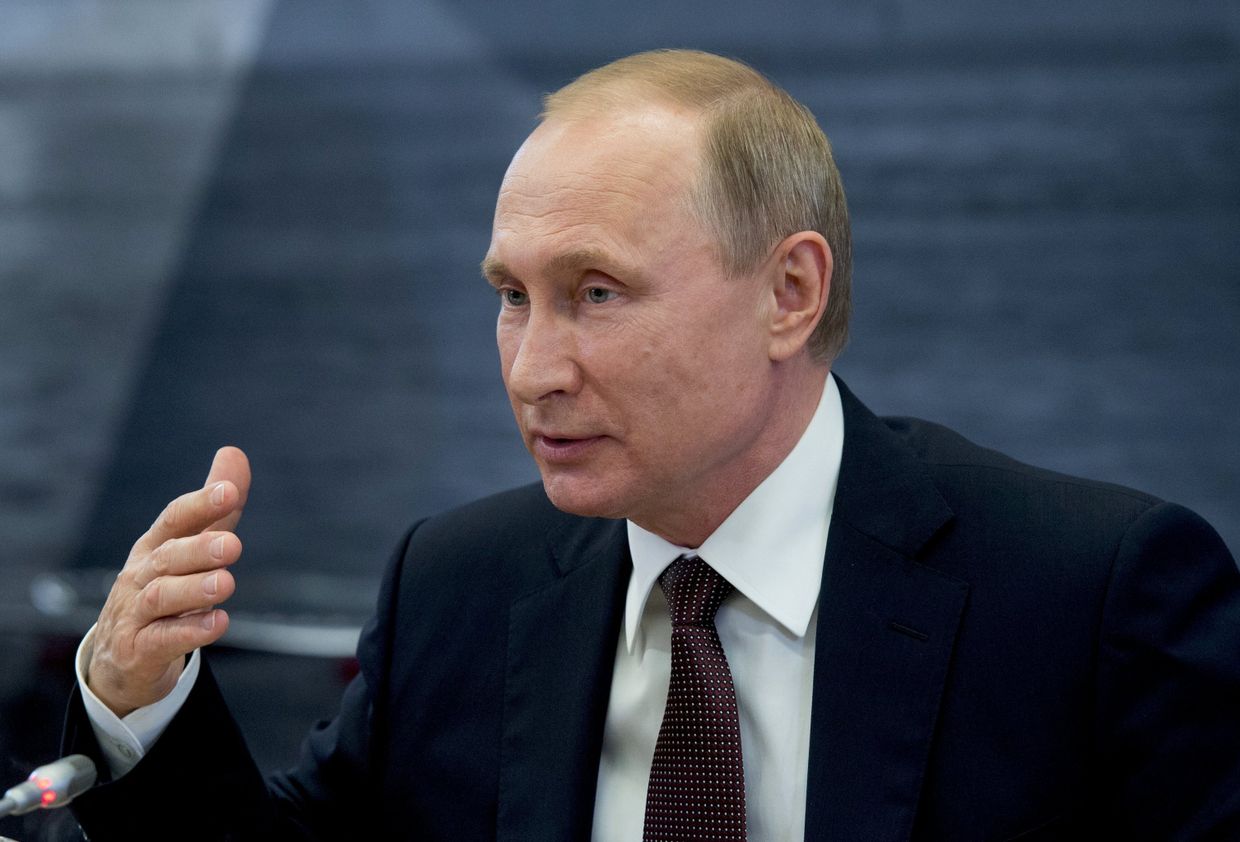 Рабочая поездка президента РФ В. Путина в Санкт-Петербург. День второй