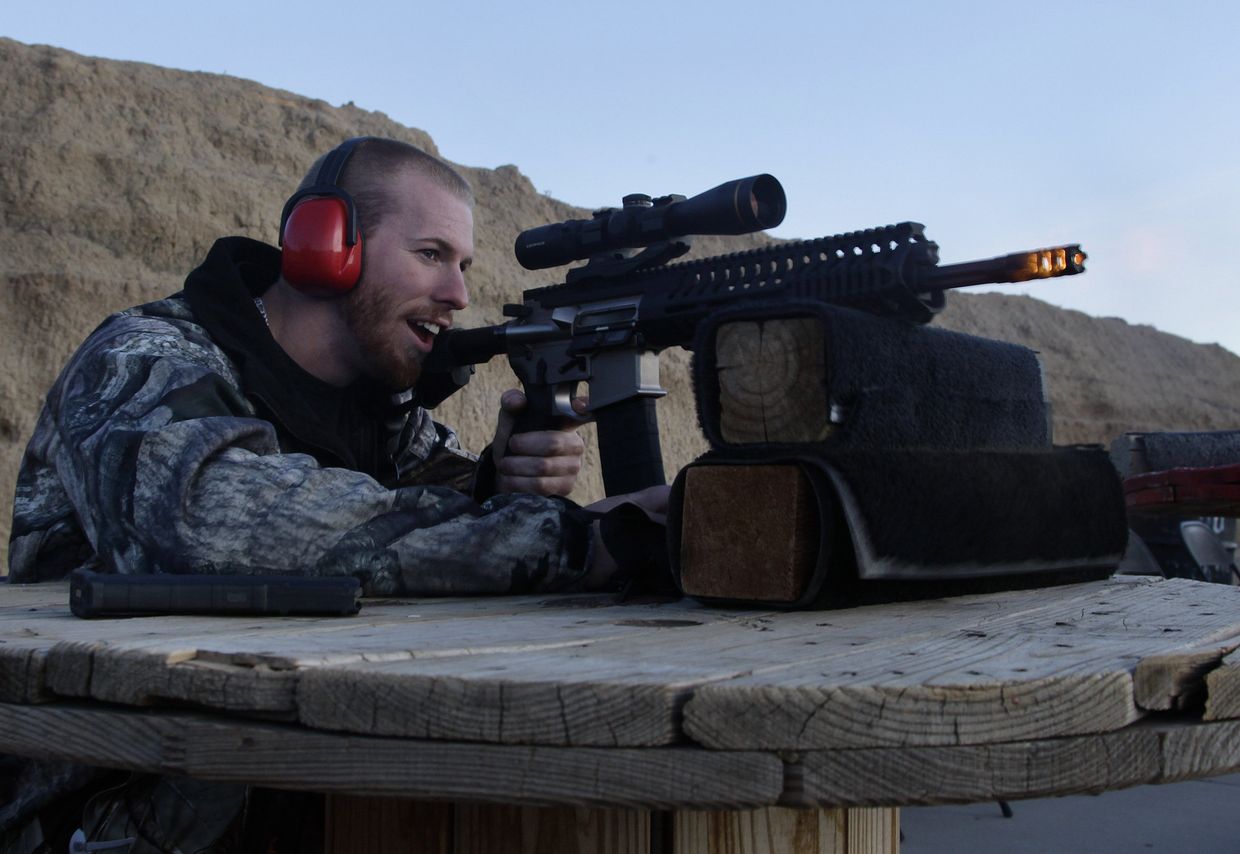 Выстрел из винтовки AR-15