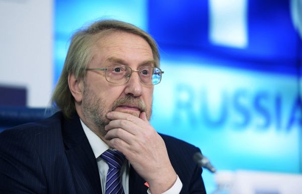 Глава Федерального научно-методического центра по профилактике и борьбе со СПИДом Вадим Покровский Глава Федерального научно-методического центра по профилактике и борьбе со СПИДом Вадим Покровский