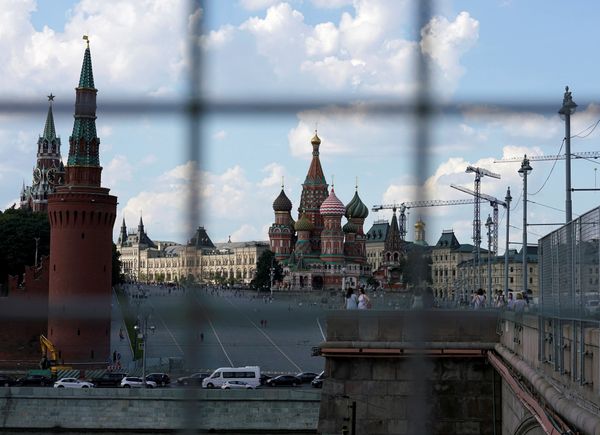 Московский Кремль и храм Василия Блаженного Московский Кремль и храм Василия Блаженного