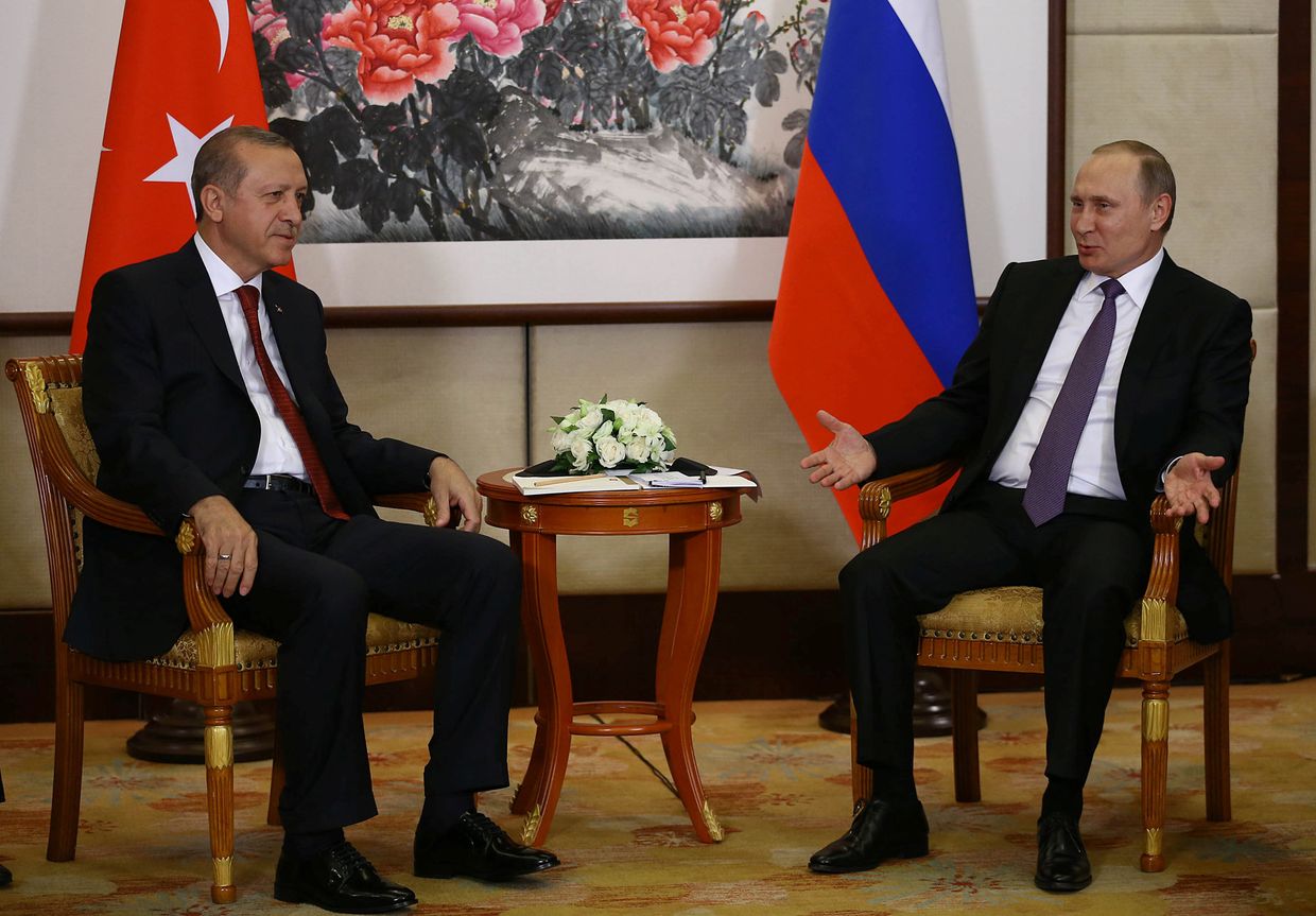 Президент Турции Тайип Эрдоган и президент РФ Владимир Путин перед саммитом G20