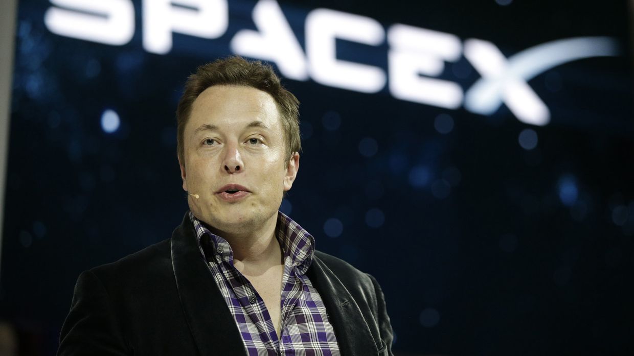Глава компаний Space X и Tesla Motors Элон Маск