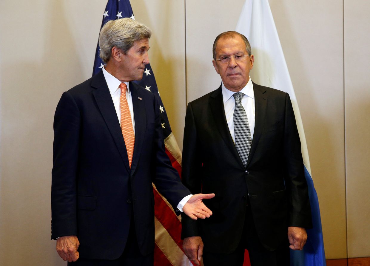 Глава МИД РФ Сергей Лавров и госсекретарь США Джон Керри на переговорах по урегулированию сирийского кризиса в Женеве, Швейцария. 9 сентября 2016