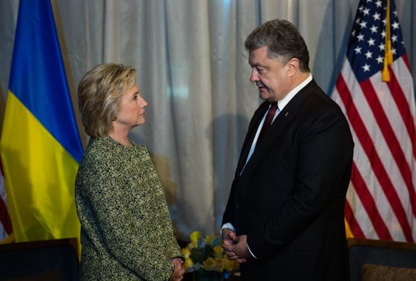 Встреча президента Украины Петра Порошенко с Хиллари Клинтон Встреча президента Украины Петра Порошенко с Хиллари Клинтон