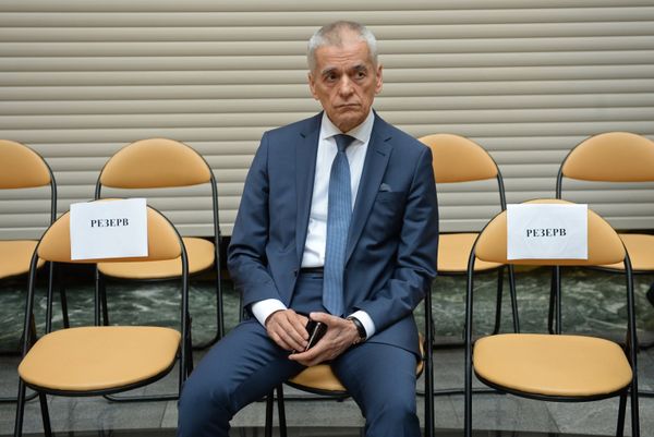Геннадий Онищенко