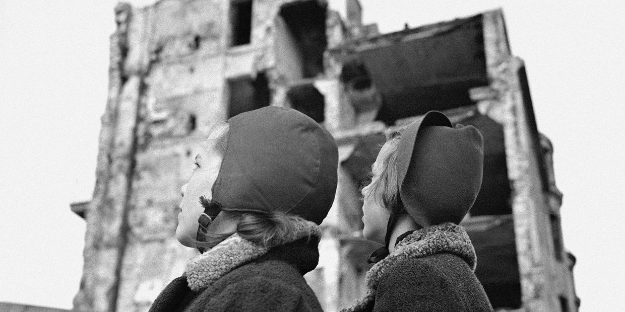 Дети, вернувшиеся в Хельсинки после эвакуации во время советско-финской войны