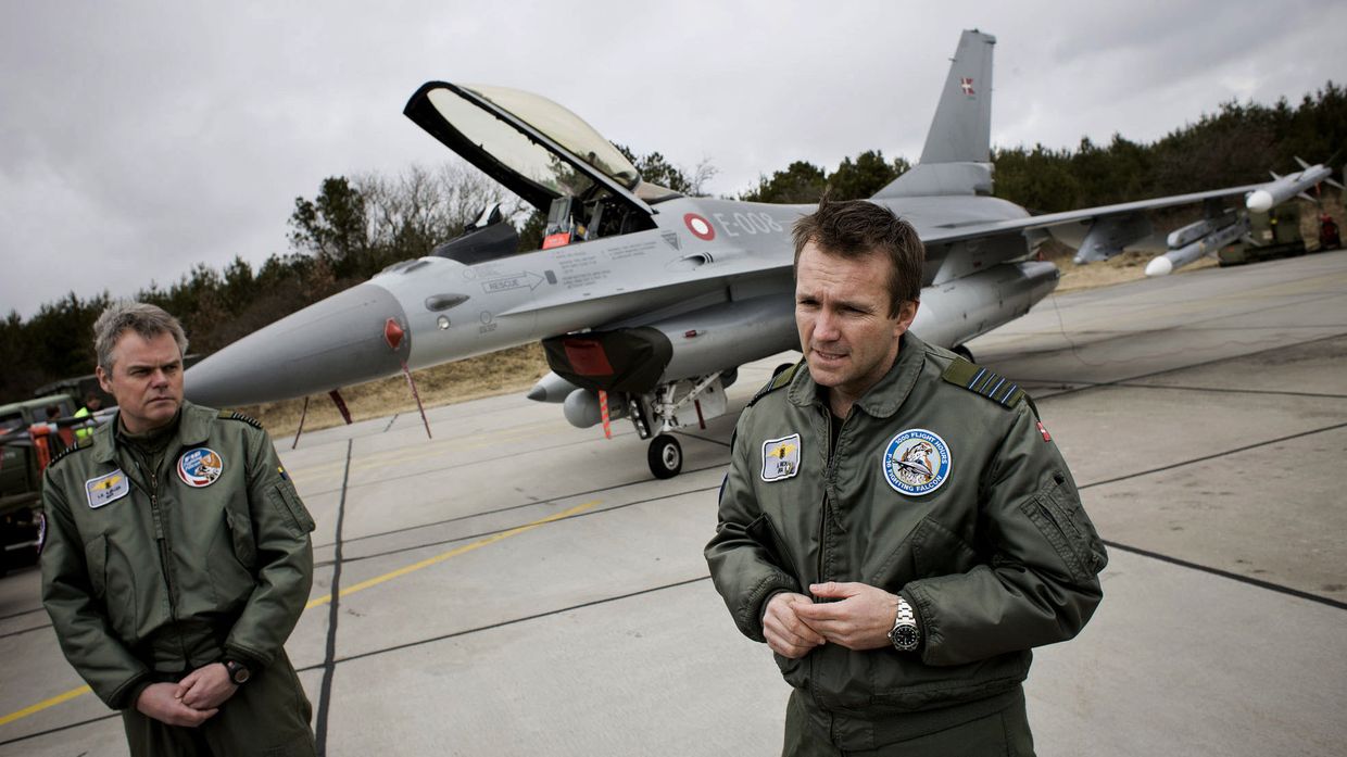Истребители F-16 на авиабазе Skydstrup в Ютландии, Дания
