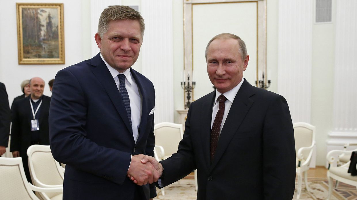 Президент РФ Владимир Путин и премьер-министр Словакии Роберт Фицо