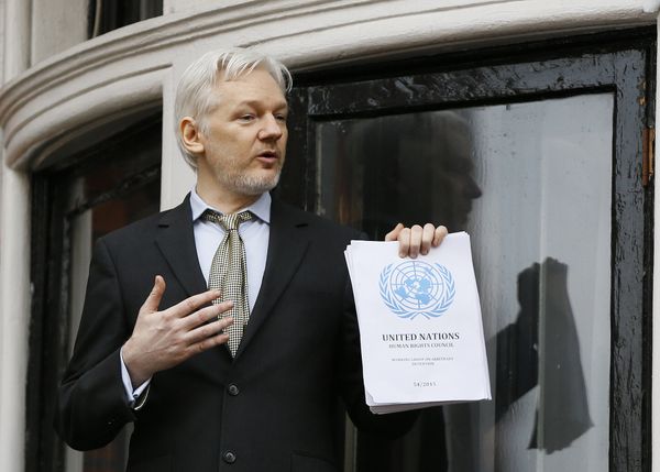 Основатель WikiLeaks Джулиан Ассанж