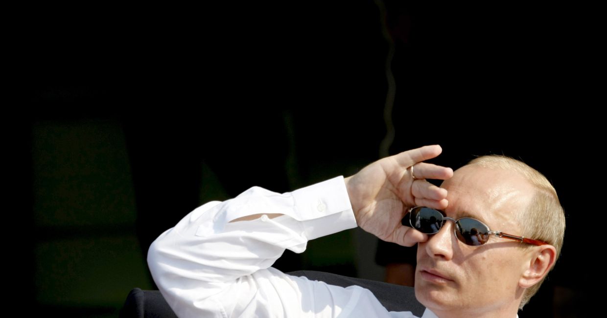 Президент РФ Владимир Путин на военном аэродроме в Жуковском