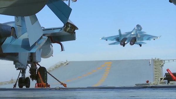 Крейсер «Адмирал Кузнецов» и СКР «Адмирал Григорович» впервые задействованы в операции в Сирии