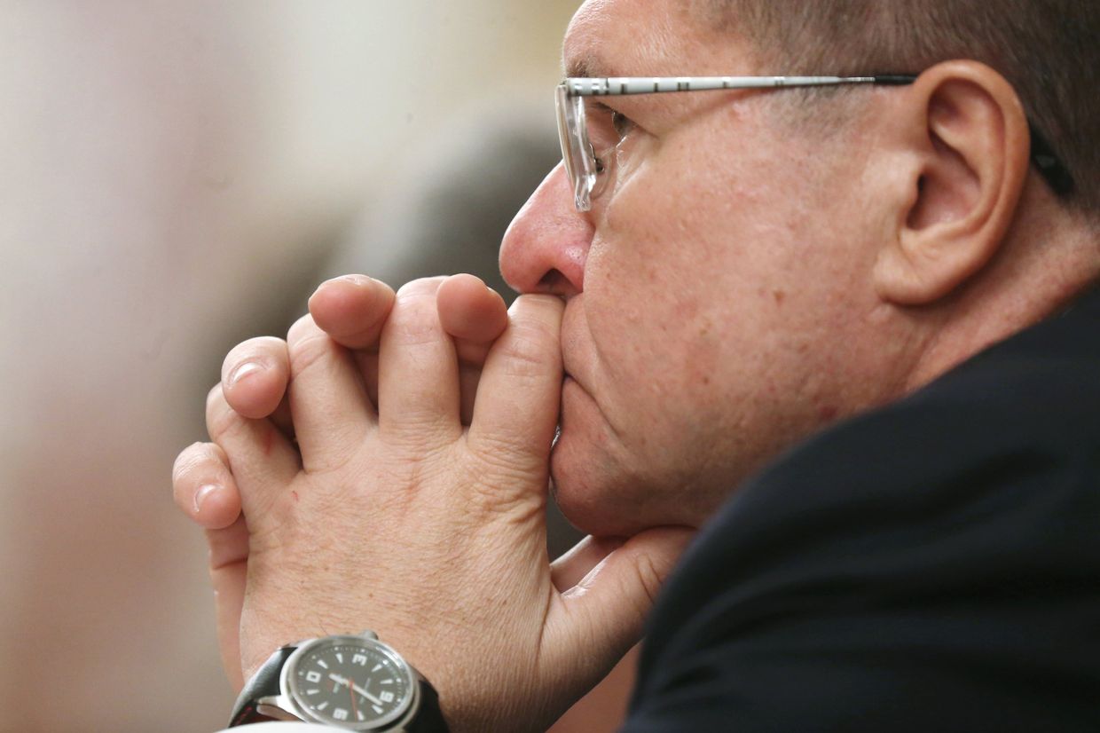 Министр экономического развития России Алексей Улюкаев на заседании кабинета министров РФ в Доме правительства РФ.