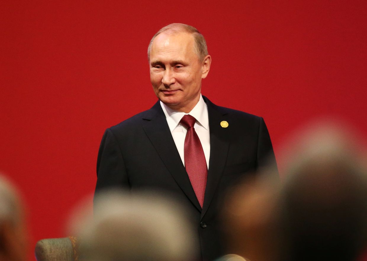 Президент РФ Владимир Путин на встрече лидеров экономик форума АТЭС Президент РФ Владимир Путин на встрече лидеров экономик форума АТЭС