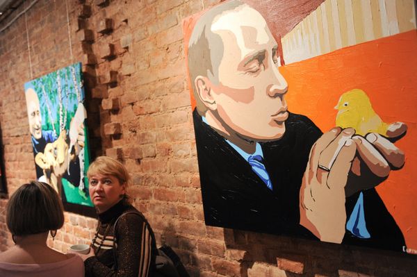 Выставка работ, посвященных Владимиру Путину, открылась в Санкт-Петербурге