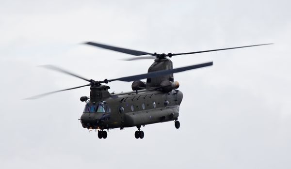Вертолет Boeing CH-47