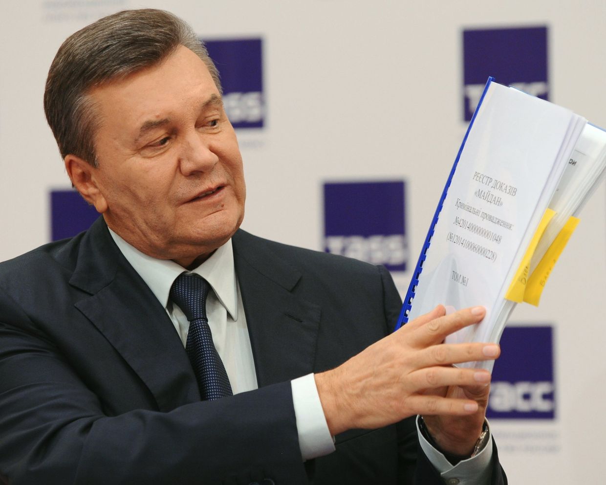 Экс-президент Украины Виктор Янукович во время пресс-конференции в Ростове-на-Дону