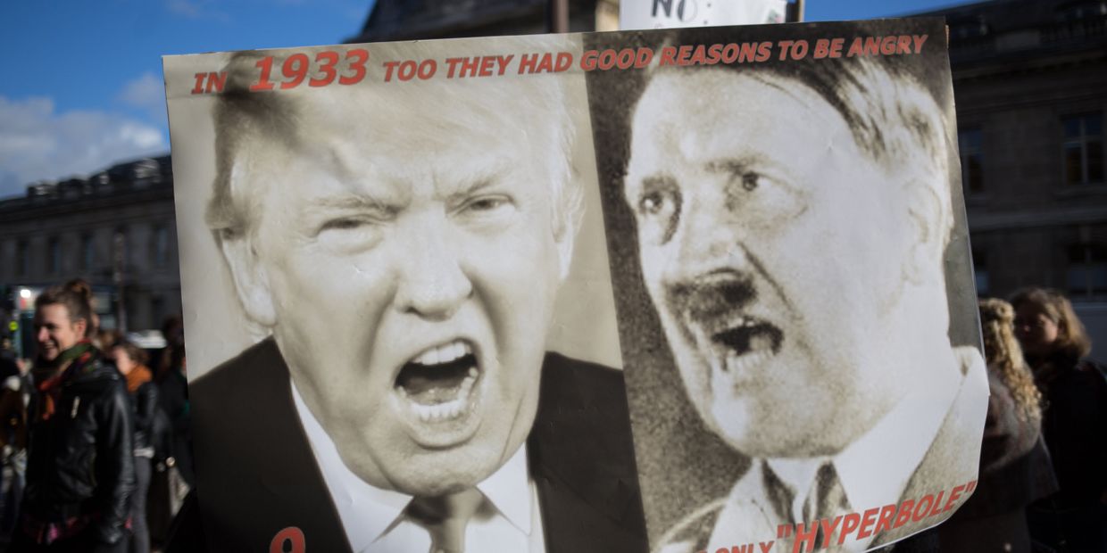 Демонстрация против Трампа в Париже