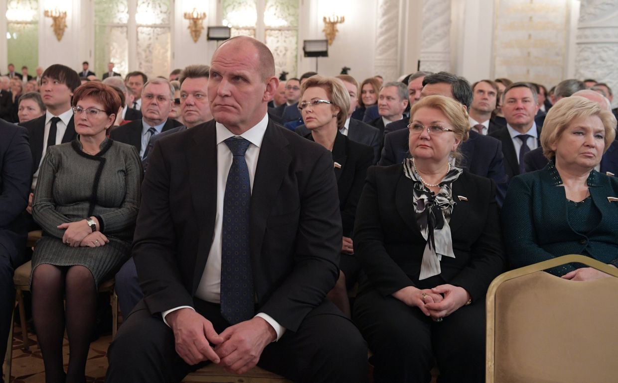 Депутат Государственной Думы РФ Александр Карелин во время ежегодного послания президента РФ Владимира Путина Федеральному Собранию в Кремле Депутат Государственной Думы РФ Александр Карелин во время ежегодного послания президента РФ Владимира Путина Федеральному Собранию в Кремле