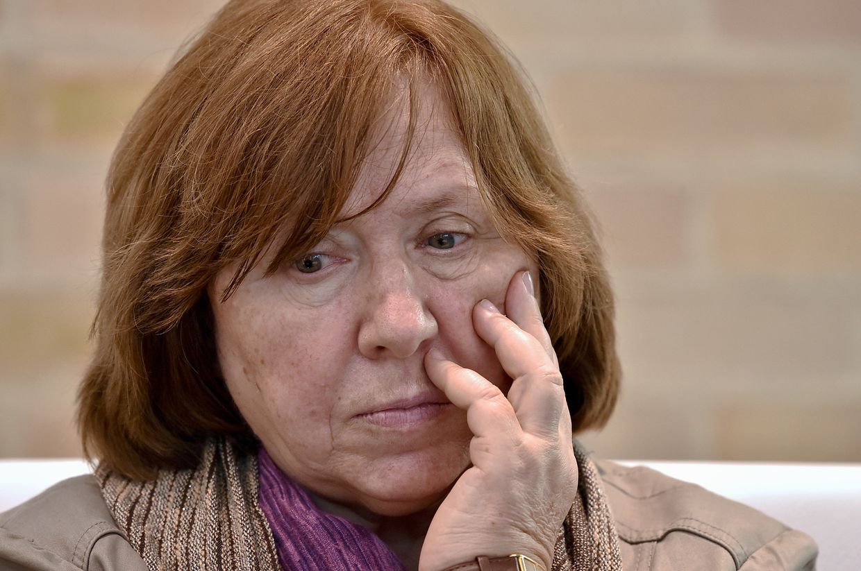 Белорусская писательница Светлана Алексиевич на книжной ярмарке в Боготе