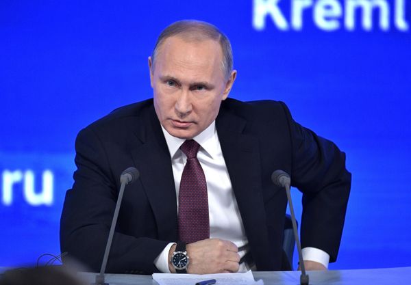 Президент РФ Владимир Путин на двенадцатой большой ежегодной пресс-конференции