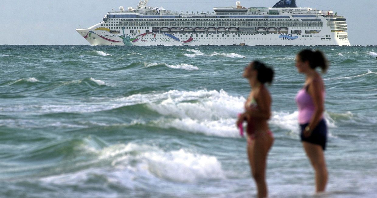 Круизное судно Norwegian Dawn