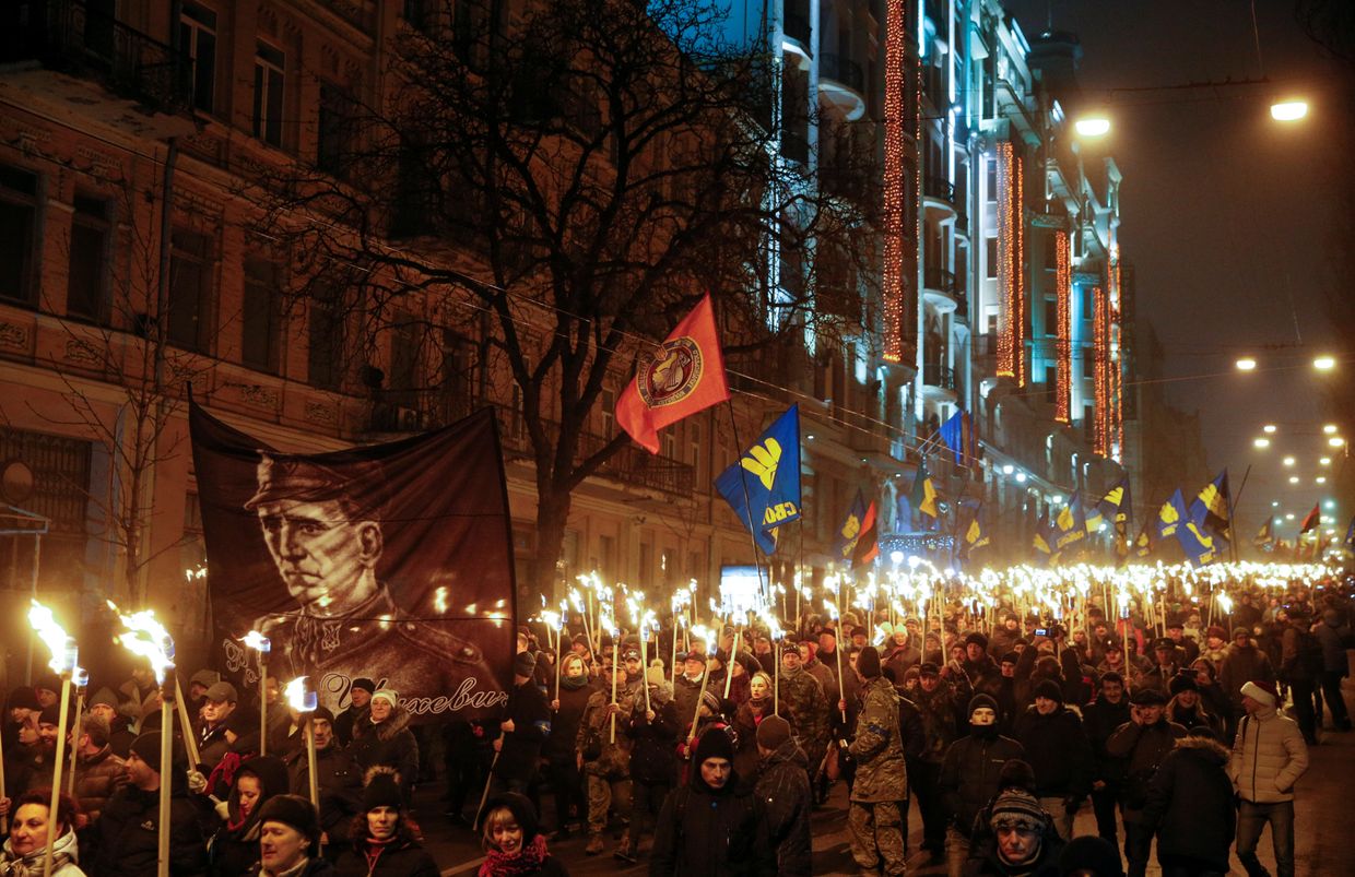 Марш активистов партии «Свобода» в Киеве в честь 108-й годовщины со дня рождения Степана Бандеры, 1 января 2017 Марш активистов партии «Свобода» в Киеве в честь 108-й годовщины со дня рождения Степана Бандеры, 1 января 2017