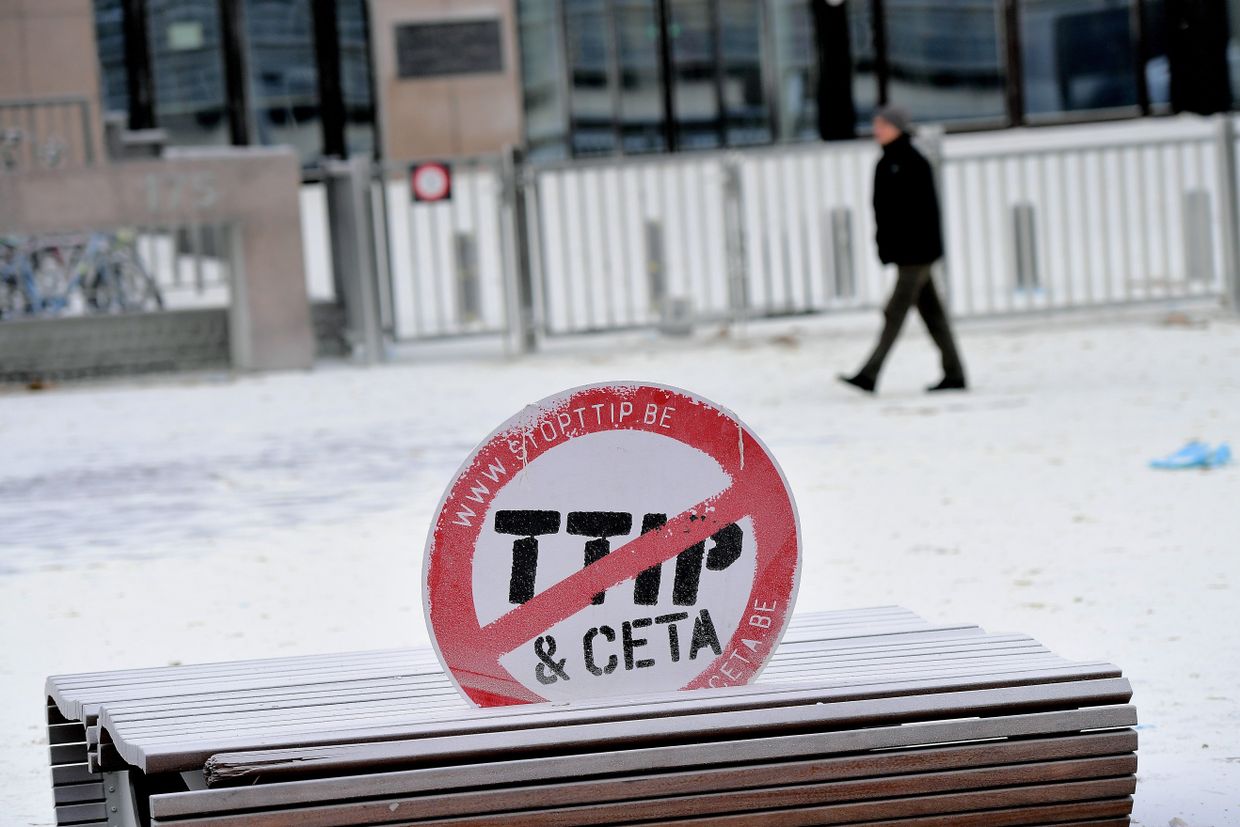 Акция протеста против политики ЕС в молочной отрасли в Брюсселе