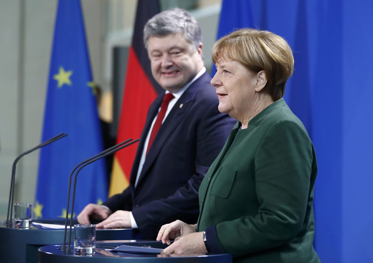 Президент Украины Петр Порошенко и канцлер Германии Ангела Меркель