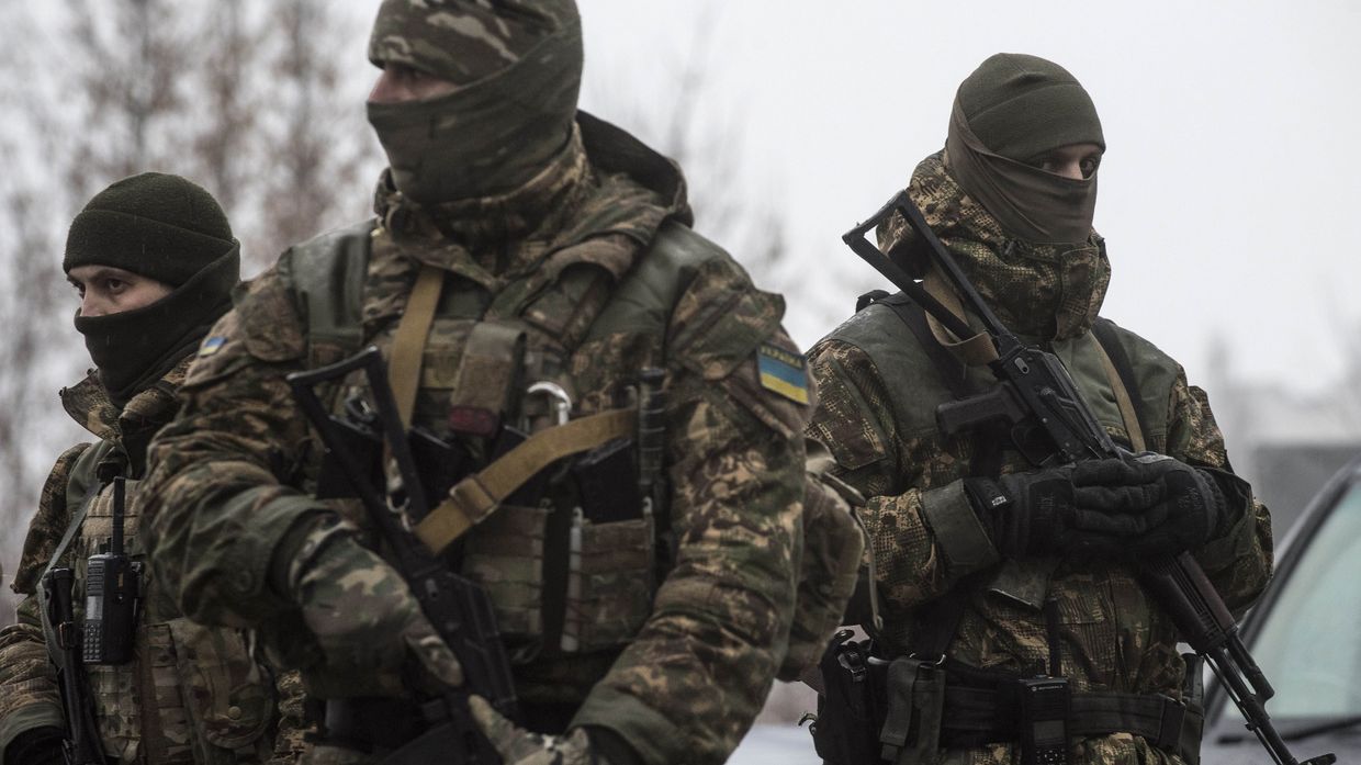 Украинские военнослужащие в Авдеевке