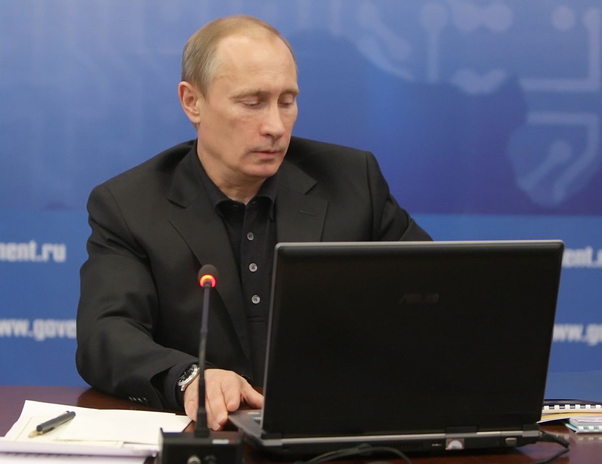 Председатель правительства РФ Владимир Путин
