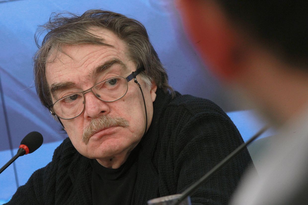 Сценарист, художник, актер Александр Адабашьян