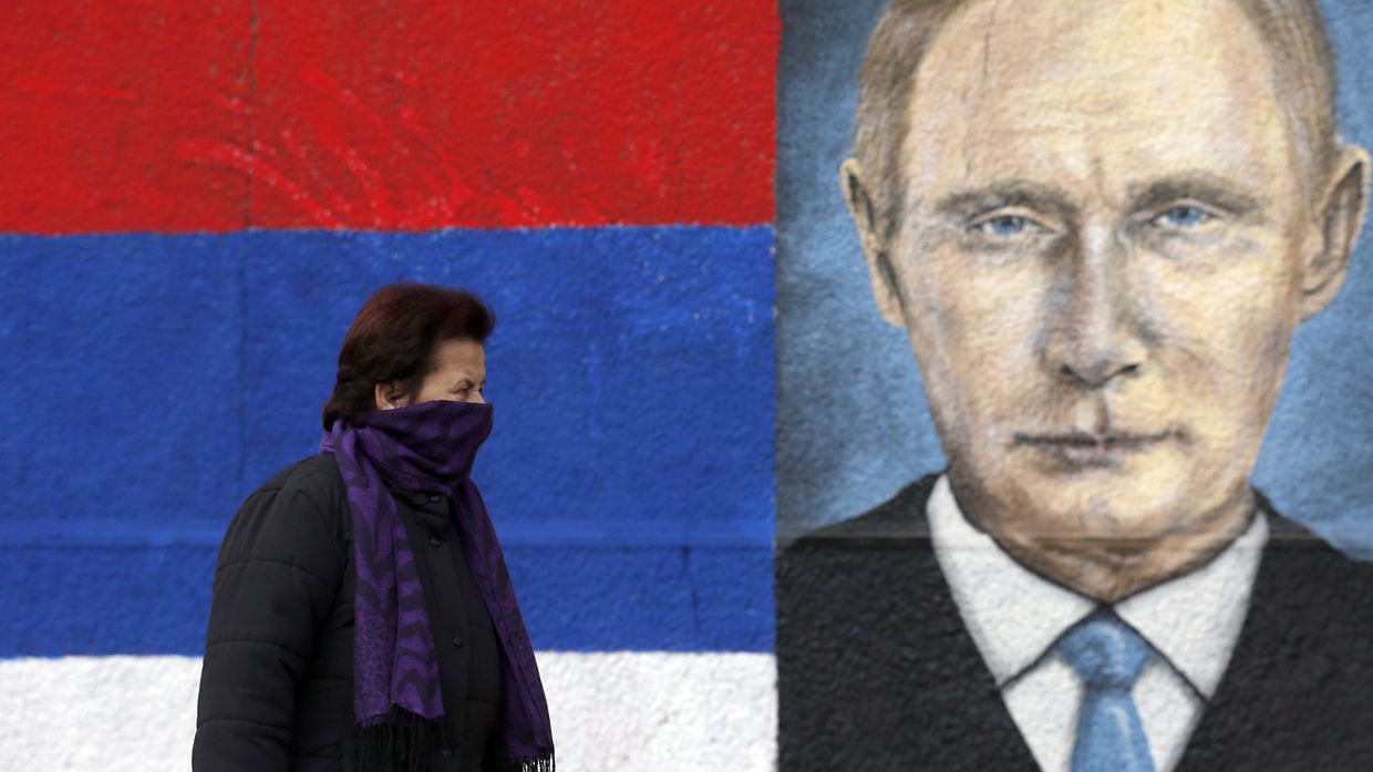 Граффити с изображением Владимира Путина в пригороде Белграда