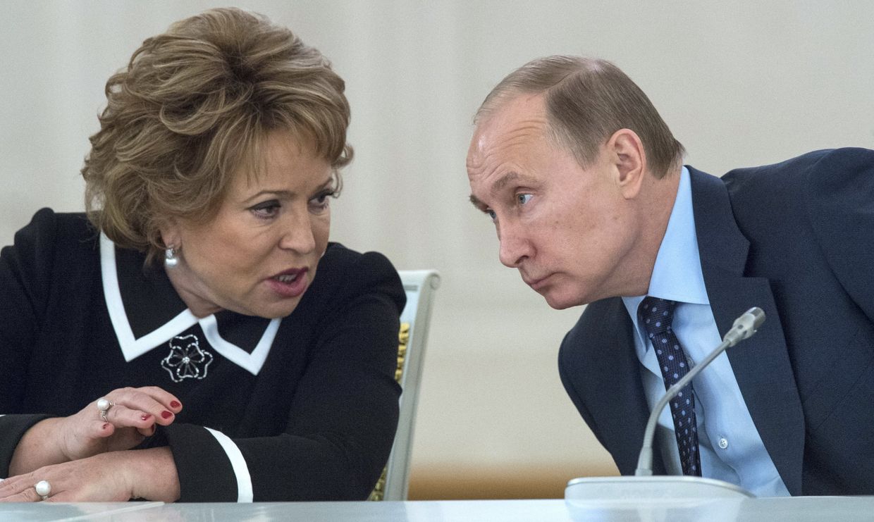 Президент России Владимир Путин и председатель Совета Федерации РФ Валентина Матвиенко