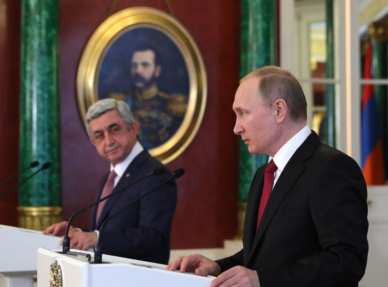 Президент РФ Владимир Путин и президент Армении Серж Саргсян