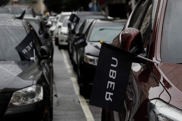 Акция протеста водителей против Uber в Тайване