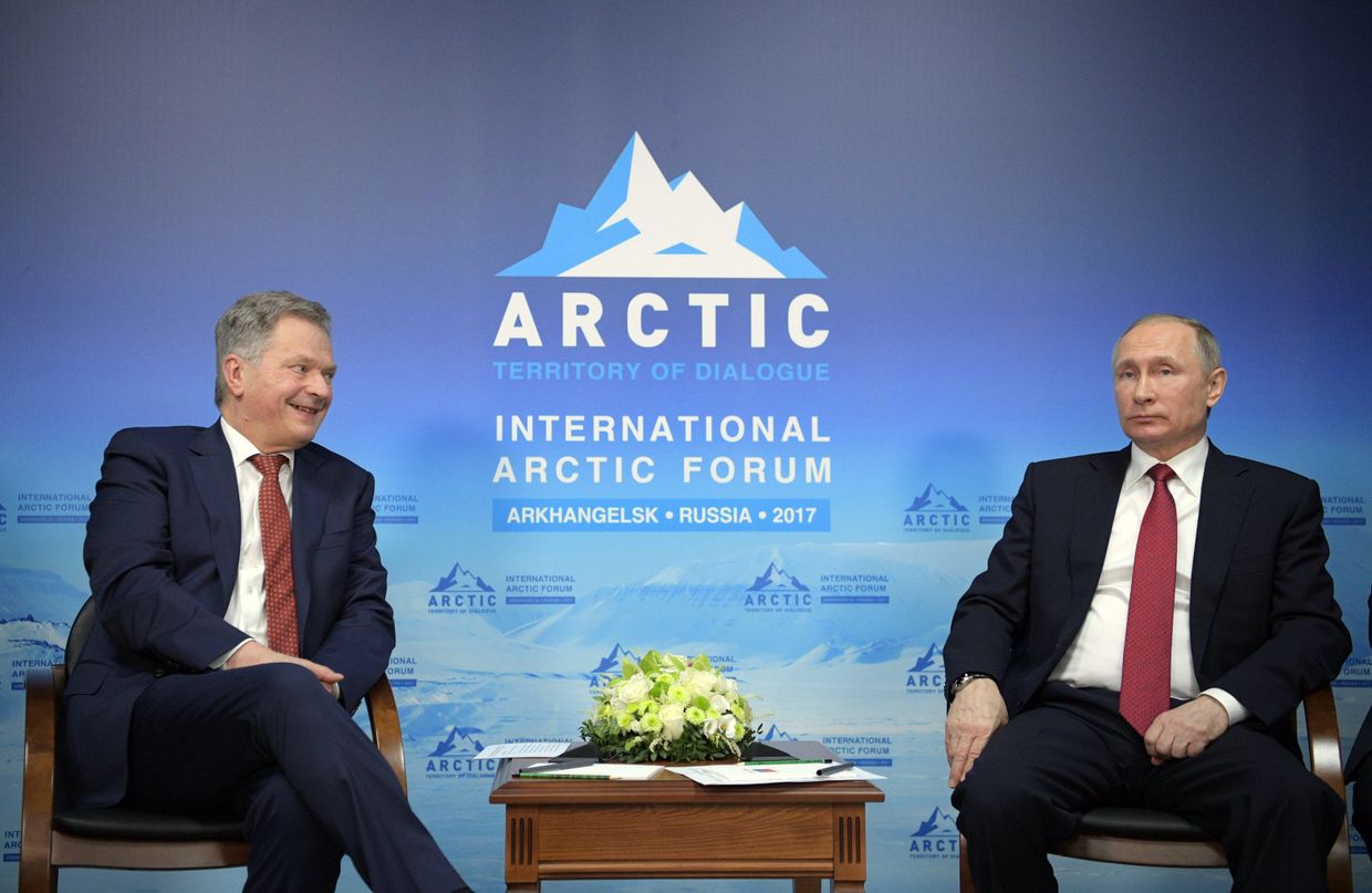 Беседа президента РФ Владимира Путина с президентом Финляндии Саули Ниинистё. 30 марта 2017