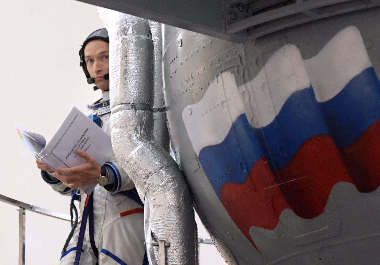 Космонавт Роскосмоса Сергей Рыжиков во время комплексных экзаменационных тренировок в Центре подготовки космонавтов имени Ю.А. Гагарина