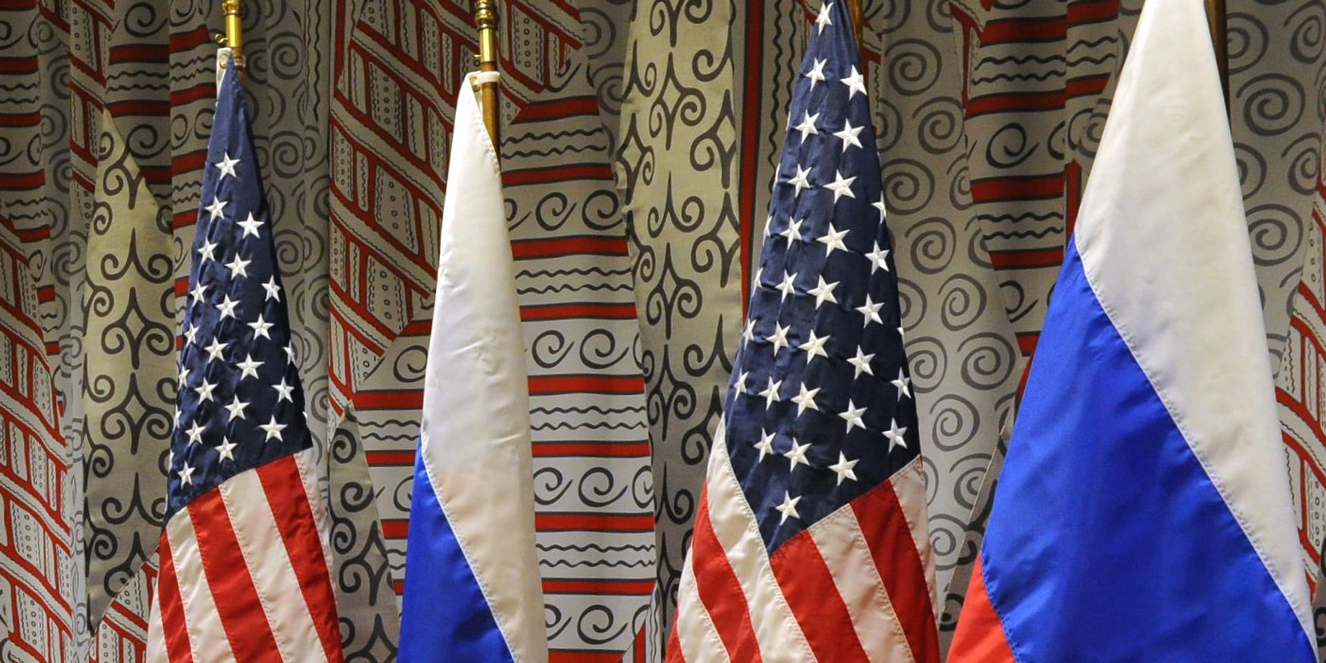 Флаги России и США Флаги России и США - ИноСМИ, 1920, 26.04.2021