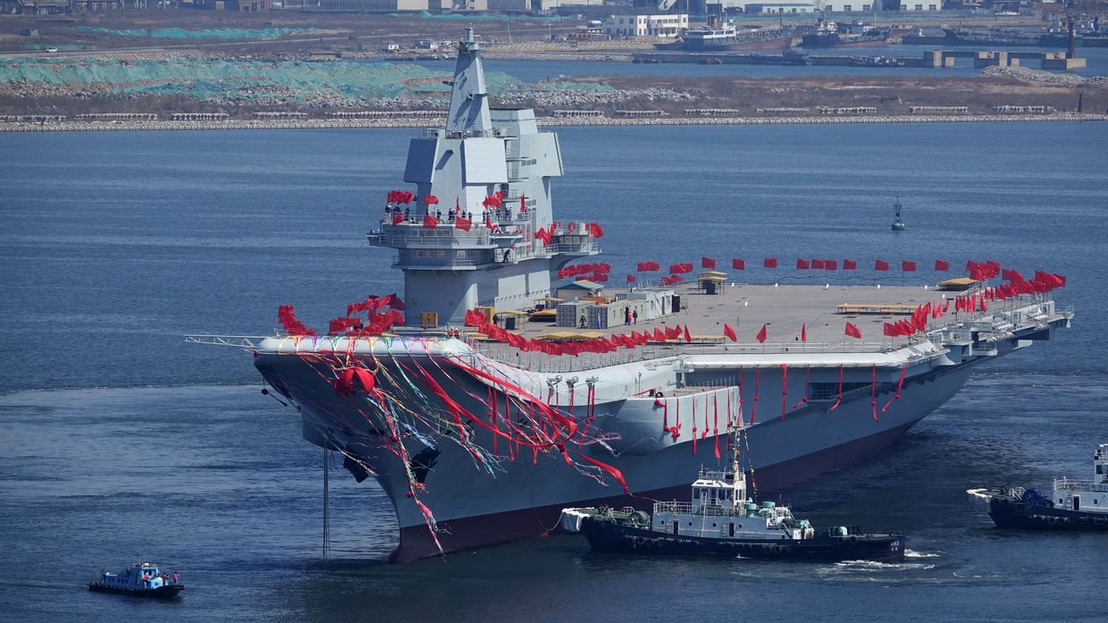 Первый китайский авианосец собственного производства