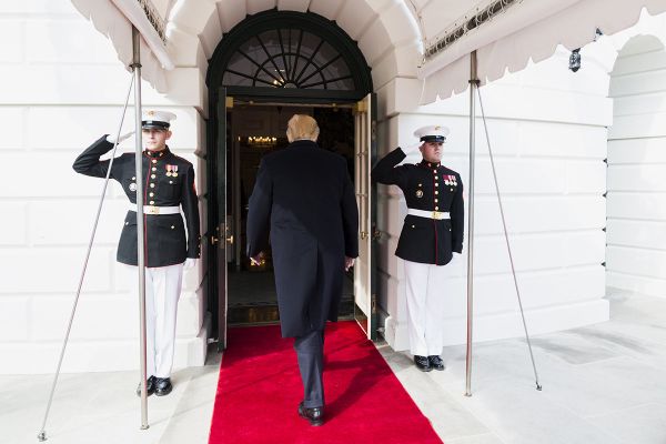 Президент США Дональд Трамп в Белом доме