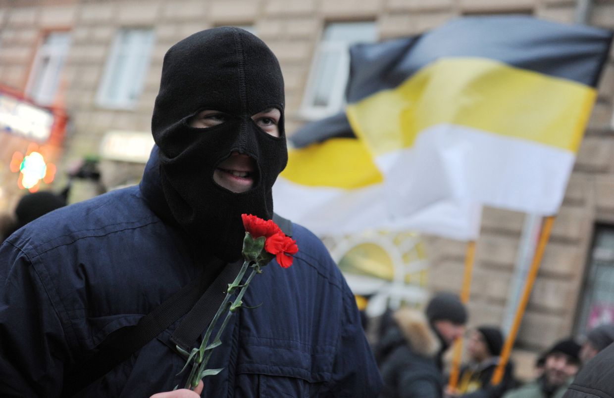 Шествие националистов в Санкт-Петербурге