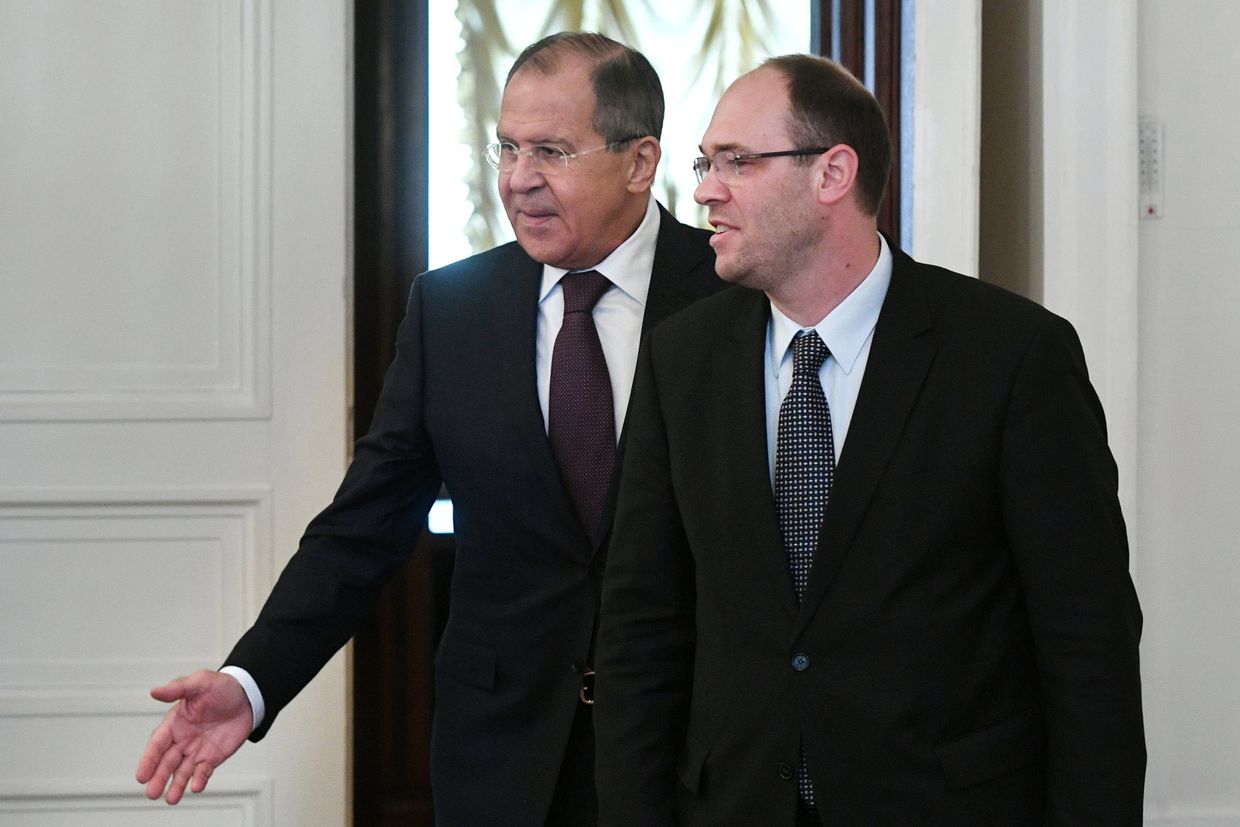 Министр иностранных дел РФ Сергей Лавров и министр иностранных и европейских дел Республики Хорватия Давор Иво Стиэр во время встречи в Доме приемов МИД России. 23 мая 2017