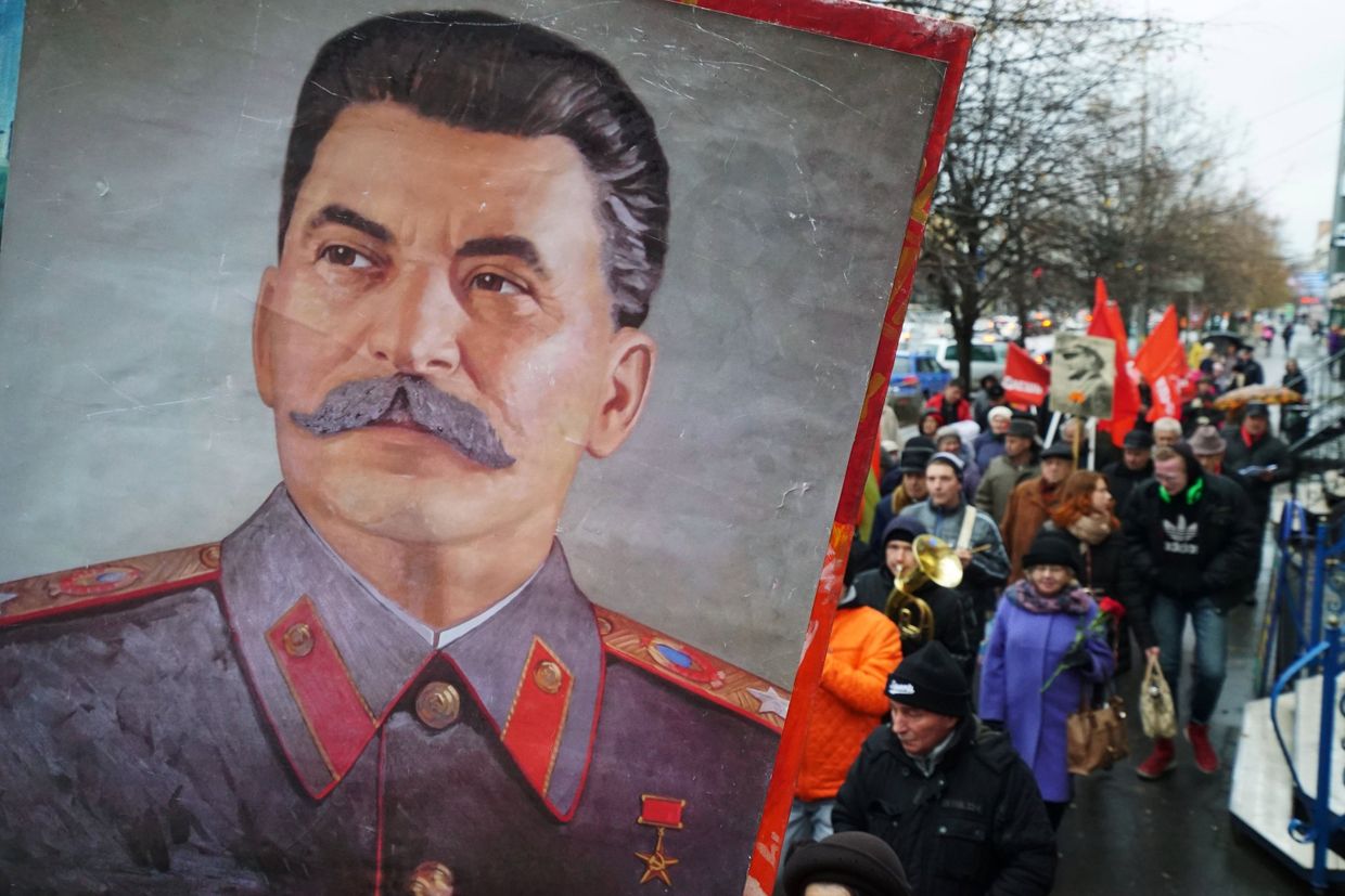 Мероприятия, посвященные 99-й годовщине Октябрьской революции, в регионах России