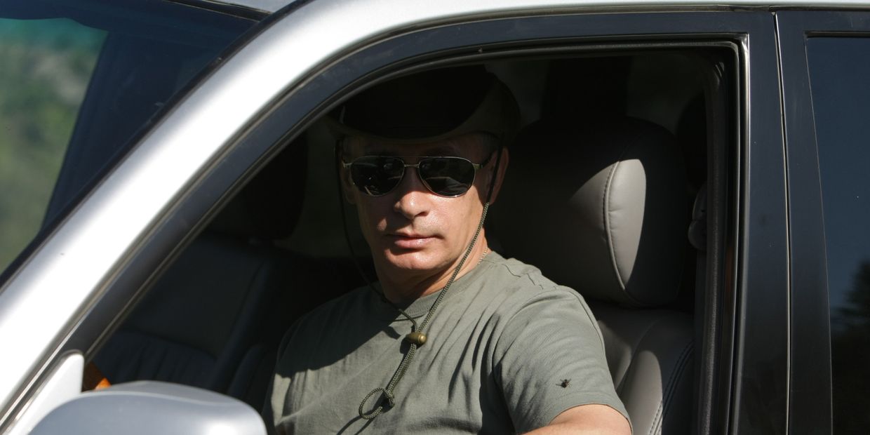 Премьер-министр РФ Владимир Путин на отдыхе в Республике Тыва