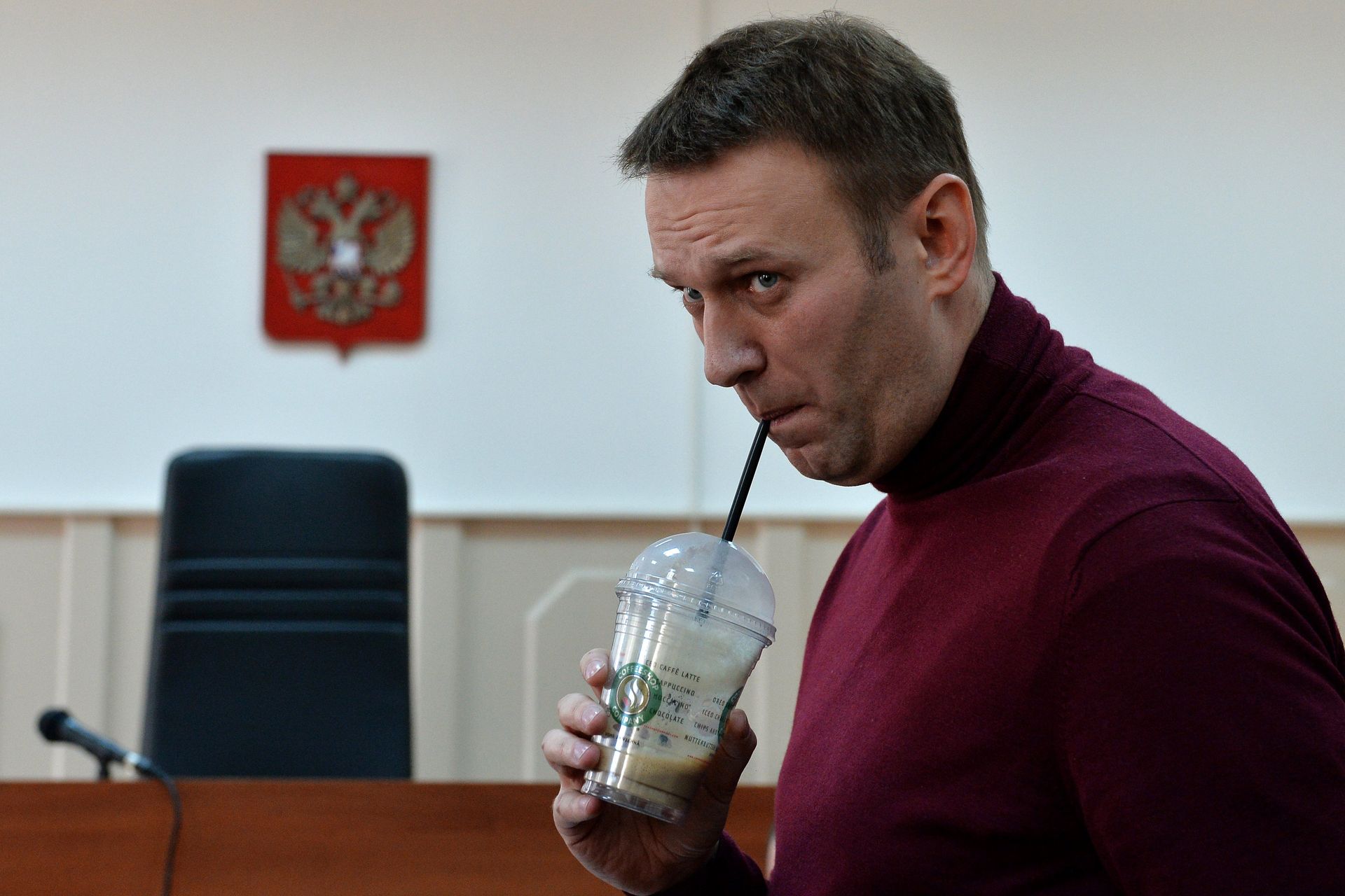 Оппозиционный политик Алексей Навальный во время рассмотрения ходатайства следствия о его домашнем аресте в Басманном суде Москвы. 2014 год - ИноСМИ, 1920, 11.09.2020