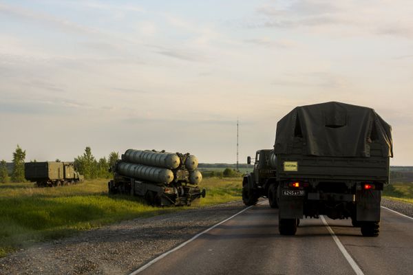Дивизион зенитных ракетных комплексов С-300 «Фаворит»