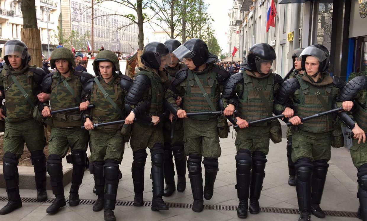 Во время акции на Тверской улице в Москве. 12 июня 2017