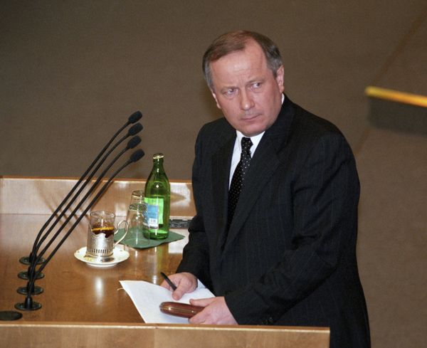 Генеральный прокурор РФ Юрий Скуратов, 1999 год Генеральный прокурор РФ Юрий Скуратов, 1999 год